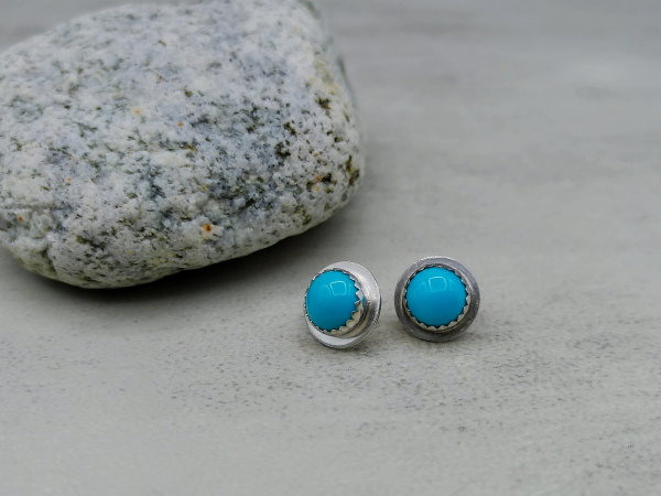 ES-195 American Mined (Arizona) Turquoise Post Earrings ES-195 American Mined (Arizona) Turquoise Post Earrings