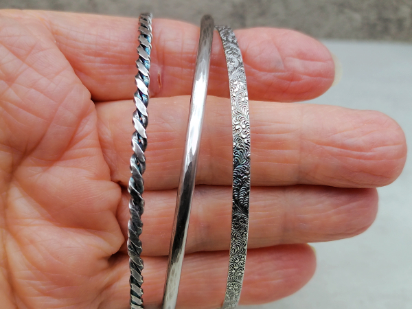 BS-60 Set of 3 Sterling Silver Bangles BS-60 Set of 3 Sterling Silver Bangles