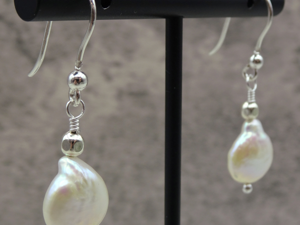 NS-137 Hand Knotted Freshwater Coin Pearl Necklace