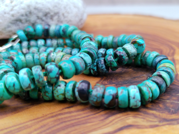 NS-146 Hand Knotted Hubei Turquoise Necklace