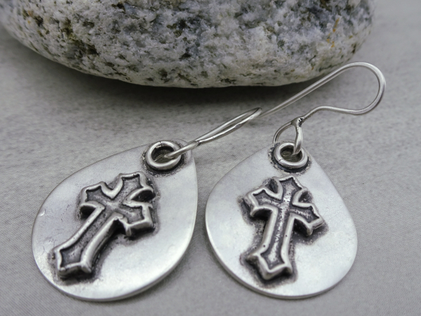 ES-190 Carved Cross Sterling Silver Earrings