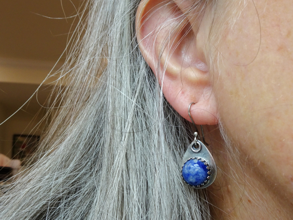 ES-163 Sterling Silver Denim Lapis Tear Drop Earrings