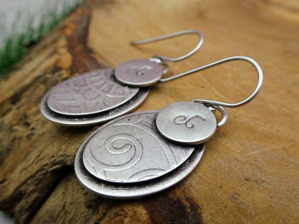 ES-161 Sterling Silver Layered and Textured Oval Earrings