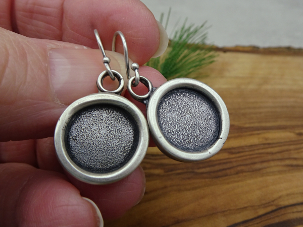 ES-131 Sterling Silver Textured Circles Earrings