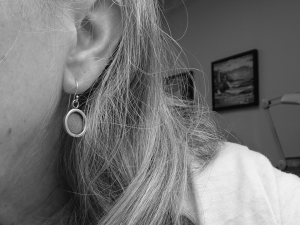 ES-131 Sterling Silver Textured Circles Earrings