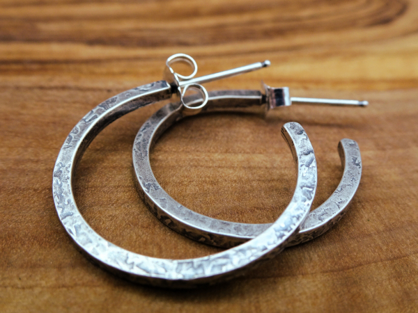 ES-184 Textured Sterling Silver Post-Style Hoops
