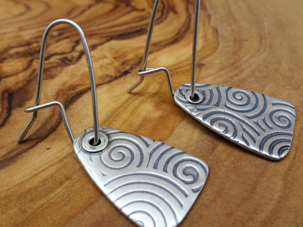 ES-170 Textured Sterling Silver Shield Earrings