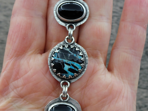 NS-134 Yungai Turquoise and Onyx Three Stone Sterling Silver Pendant