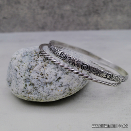 BS-62 Set of 2 Textured Sterling Silver Bangles