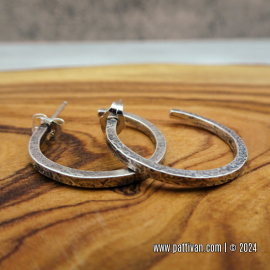 ES-184 Textured Sterling Silver Post-Style Hoops ES-184 Textured Sterling Silver Post-Style Hoops