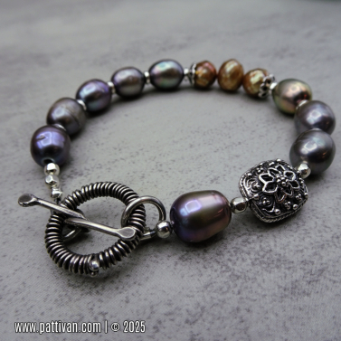 Freshwater Pearl and Sterling Silver Bracelet