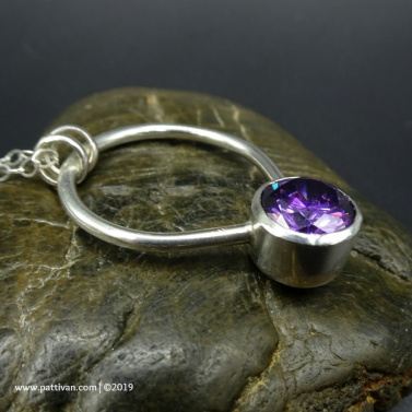 Purple Cubic Zirconia and Sterling Silver Pendant Purple Cubic Zirconia and Sterling Silver Pendant