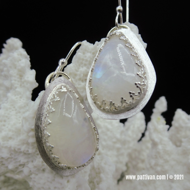 ES-27 Rainbow Moonstone and Sterling Silver Drop Earrings