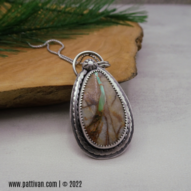 Royston Ribbon Turquoise and Sterling Silver Necklace Royston Ribbon Turquoise and Sterling Silver Necklace