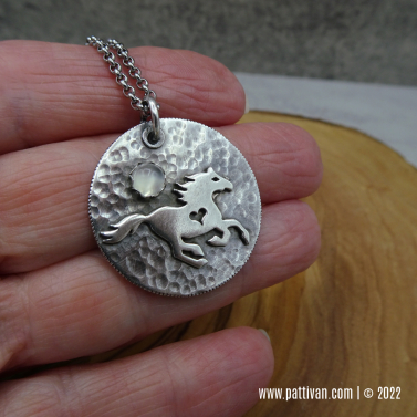 Sterling Silver Horse Pendant with Moonstone Sterling Silver Horse Pendant with Moonstone