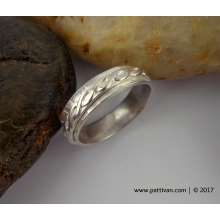 double_banded_sterling_silver_ring_by_patti_vanderbloemen-1.jpg