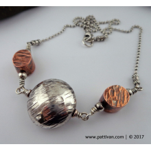 mixed_metal_hollow_bead_necklace_by_patti_vanderbloemen-3.jpg