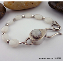 moonstone_and_sterling_locket_clasp_by_patti_vanderbloemen-1.jpg