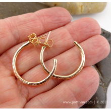 small_faceted_gold_hoops_by_patti_vanderbloemen-6.jpg