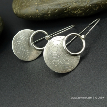 sterling_silver_circle_earrings_by_patti_vanderbloemen-3.jpg