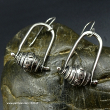 sterling_silver_stirrup_earrings-2-by_patti_vanderbloemen-6.jpg