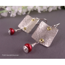sterling_silver_tabs_and_cranberry_pearls_by_patti_vanderbloemen.jpg