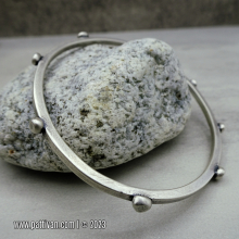 studded_sterling_silver_bangle_-_patti_vanderbloemen-8.jpg