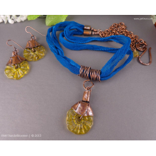 yellow_ruffles_necklace_and_earrings_by_patti_vanderbloemen.jpg