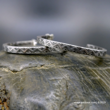 zigzag_pattern_sterling_silver_hoops_by_patti_vanderbloemen-1.jpg
