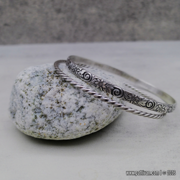 Set of 2 Sterling Silver Bangles