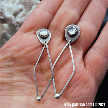 Geometric Sterling Silver Earrings with MOP