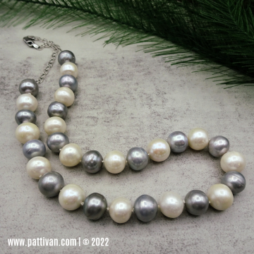 Handknotted Gray and White Freshwater Pearl Necklace